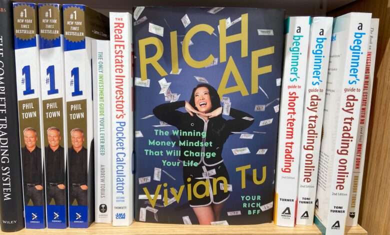 Rich AF - Vivian Tu